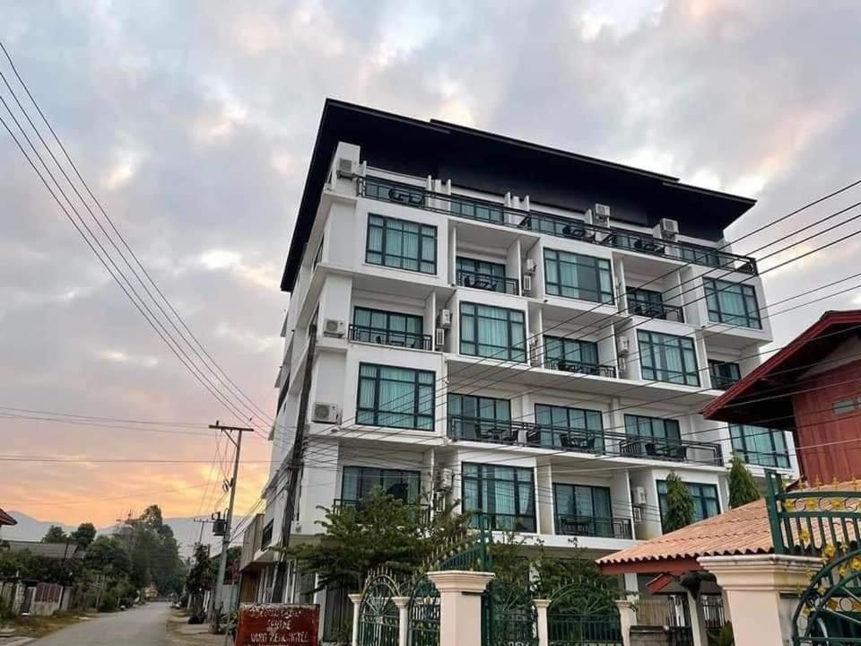 Vang Vieng Topview Hotel Kültér fotó