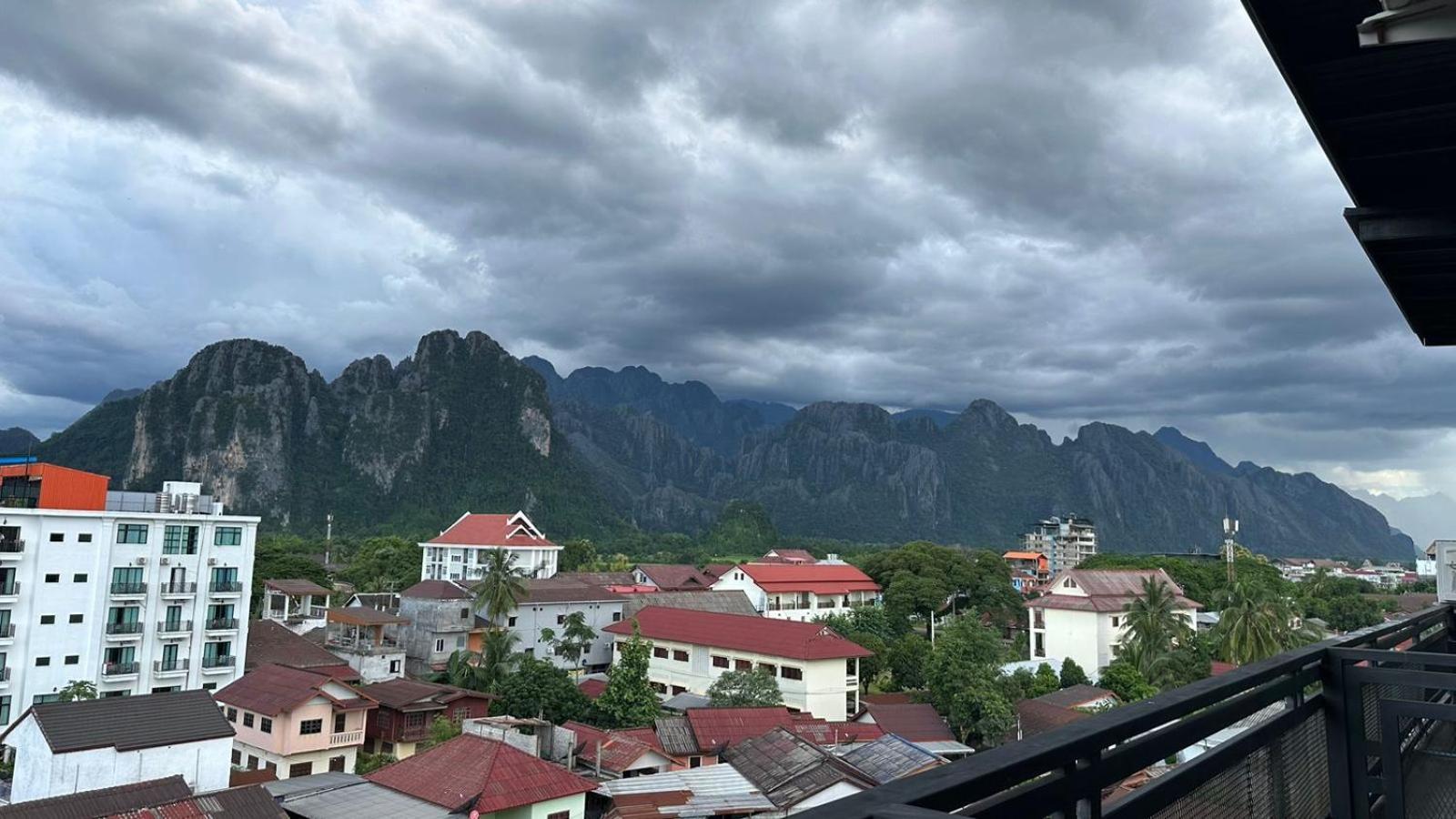 Vang Vieng Topview Hotel Kültér fotó
