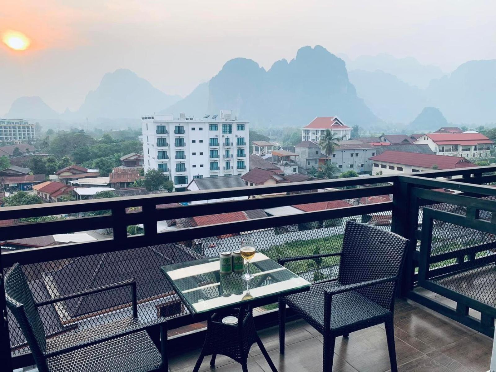Vang Vieng Topview Hotel Kültér fotó